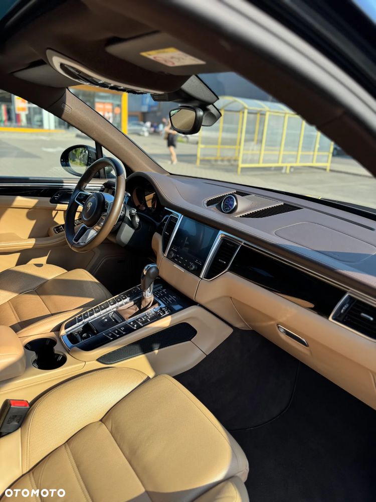 Porsche Macan - 14