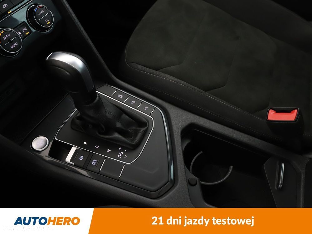 Volkswagen Tiguan - 29