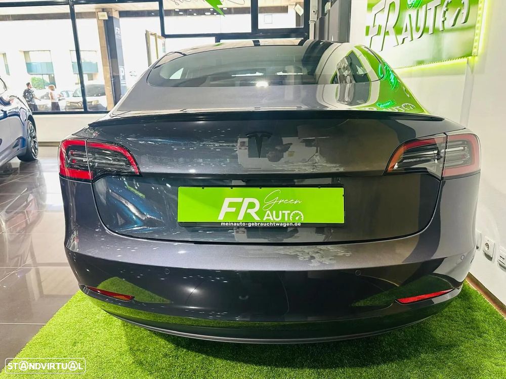 Tesla Model 3 Standard RWD - 17