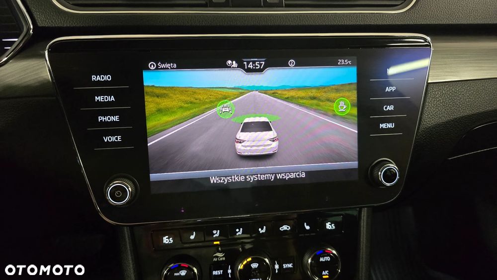 Skoda Superb 2.0 TDI SCR Sportline DSG - 29