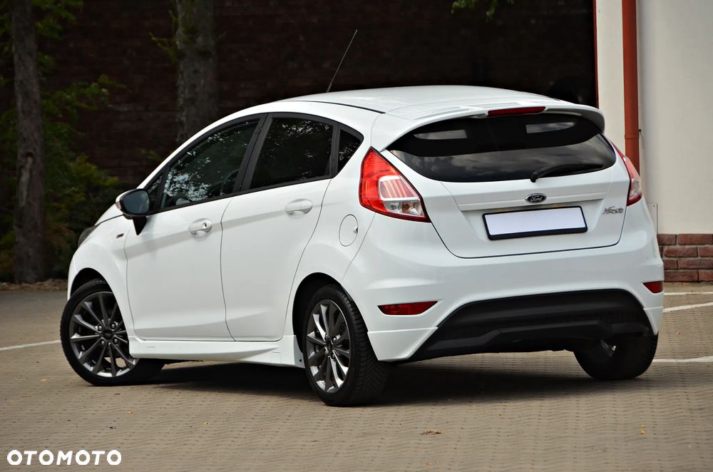 Ford Fiesta 1.5 TDCi ST&St Titanium - 17