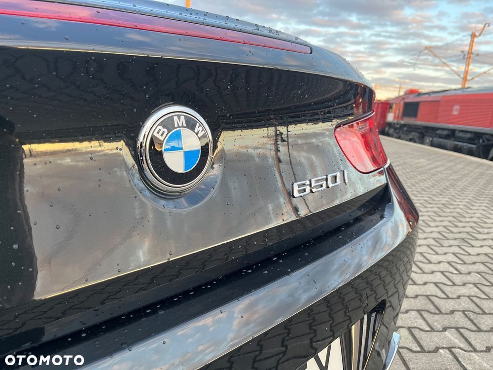 BMW Seria 6 650i - 16