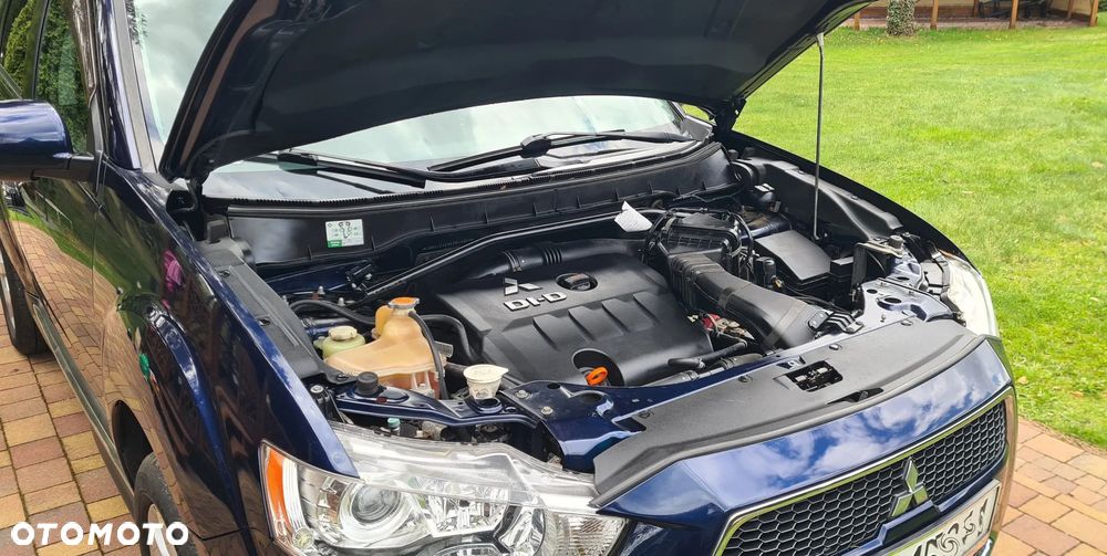 Mitsubishi Outlander 2.0 DID Intense + - 11