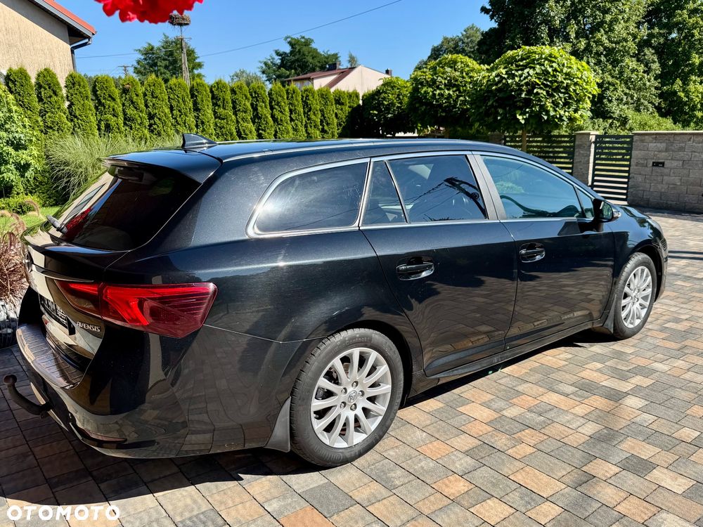 Toyota Avensis Touring Sports 1.8 Edition S+ - 8