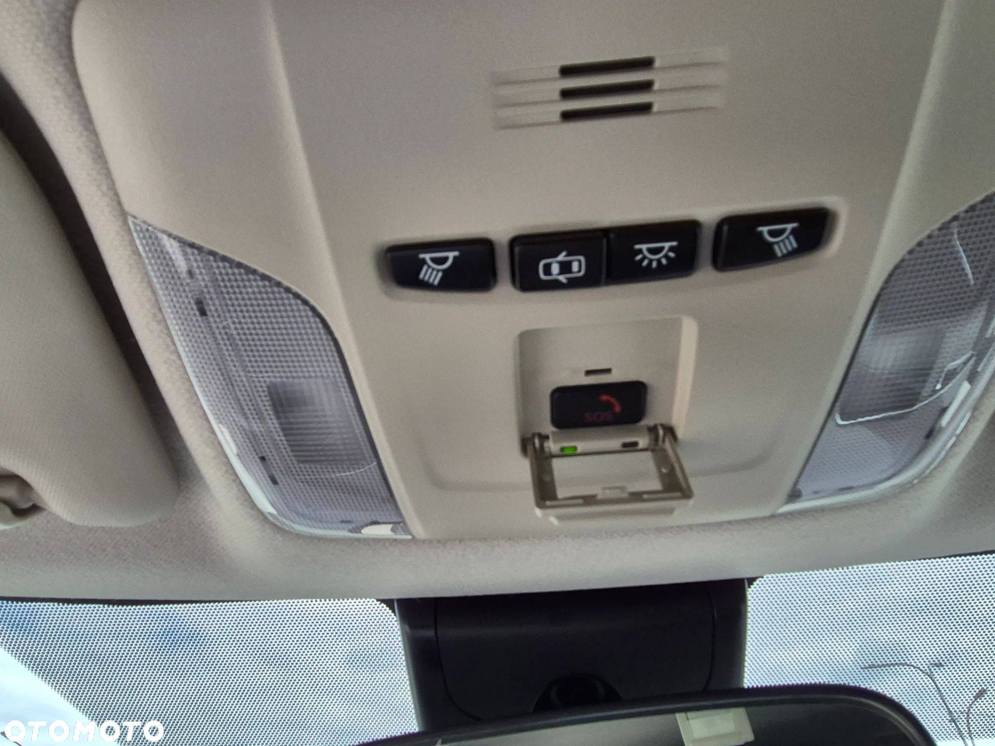 Toyota Corolla 1.8 Hybrid Comfort - 33
