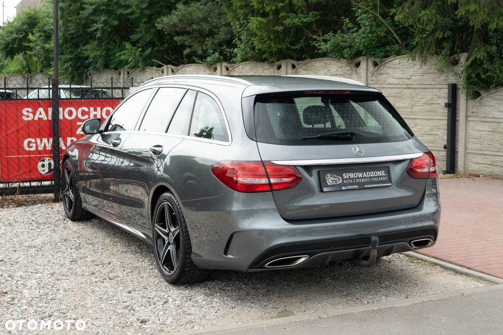 Mercedes-Benz Klasa C 180 9G-TRONIC AMG Line - 31