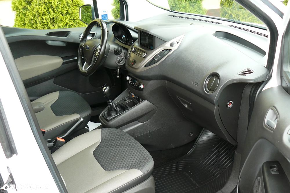 Ford Transit Courier Trend - 23