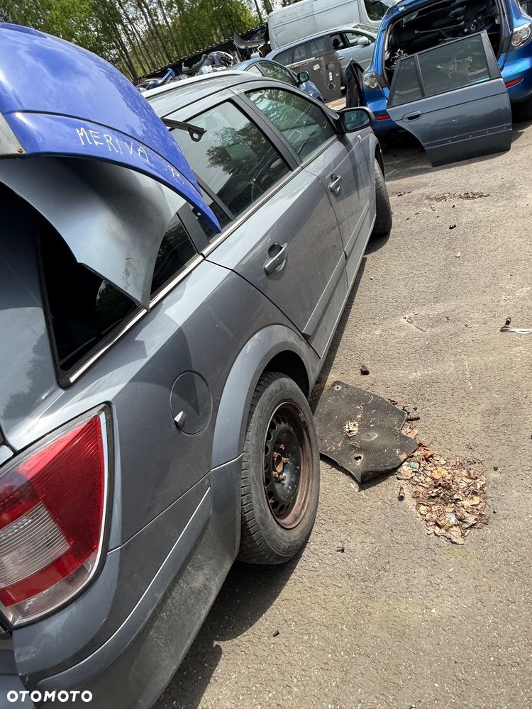 Opel Astra H na części - 4
