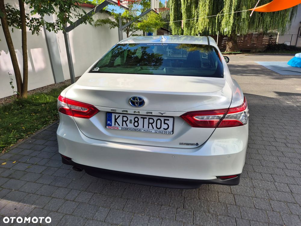 Toyota Camry 2.5 Hybrid Executive CVT - 10