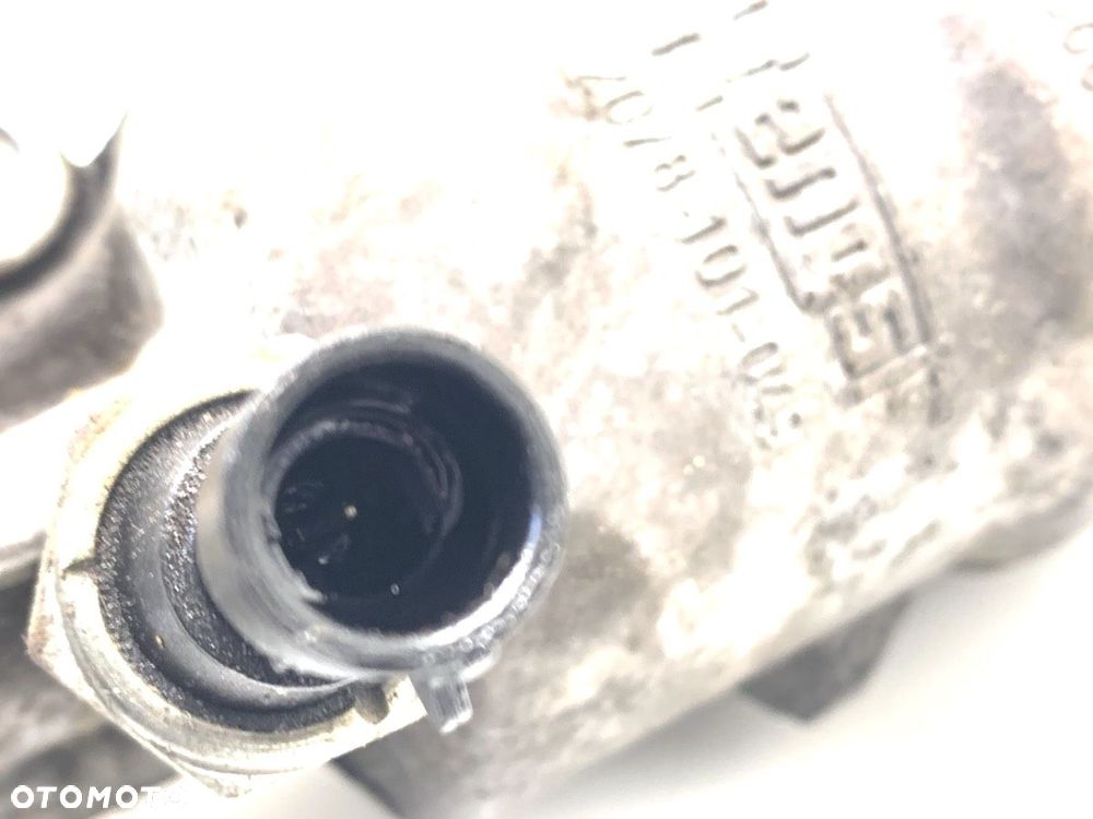 PODSTAWA FILTRA OLEJU  OPEL ASTRA J sedan 2012 - 2022 1.4 LPG (69) 103 kW [140 KM] Benzyna / gaz - 4