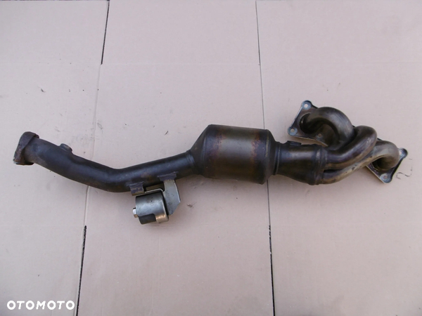 Kolektor wydechowy katalizator 1-3 bmw e90 e91 e92 325i 330i 3.0 n53 n53b30