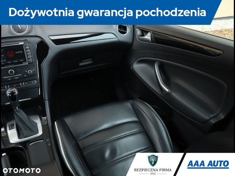 Ford Mondeo - 9