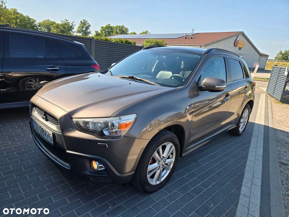 Mitsubishi ASX 1.8 DI-D 2WD Diamant Edition - 2