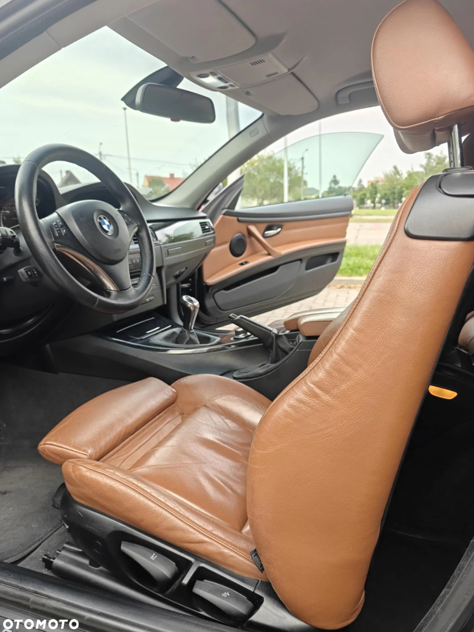 BMW Seria 3 320i Coupe - 18