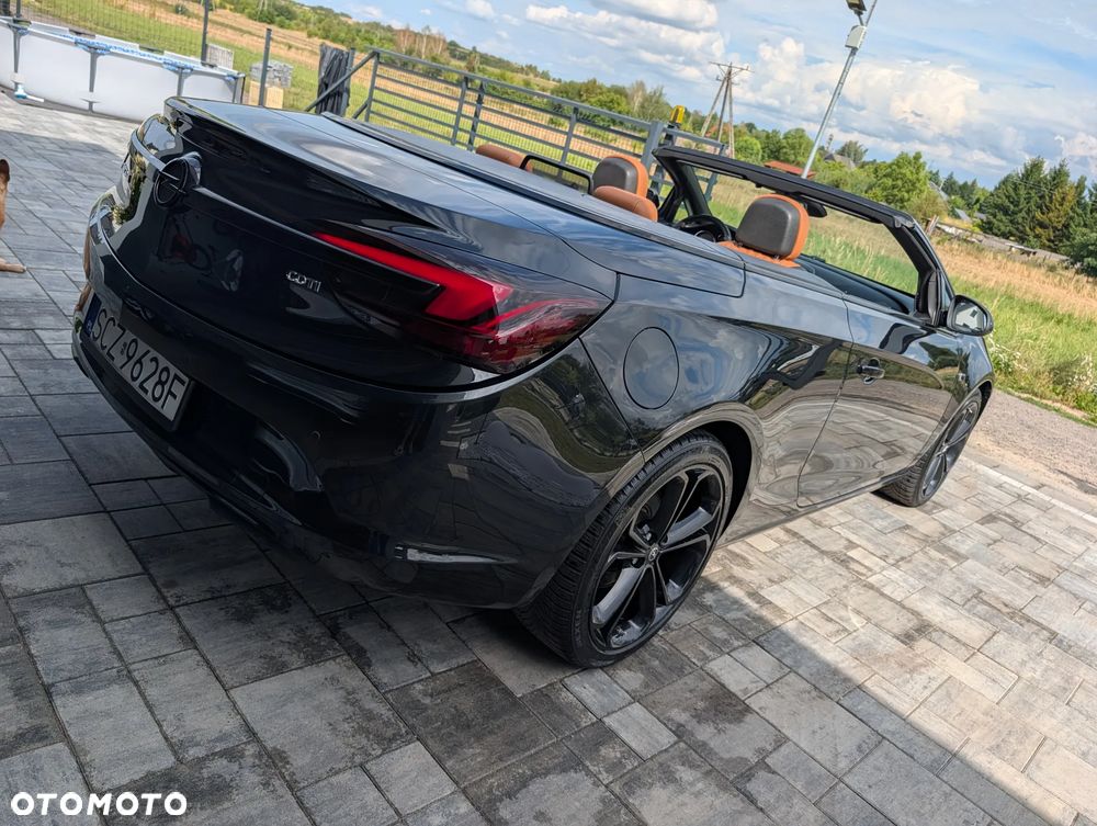 Opel Cascada 2.0 CDTI Cosmo S&S - 13