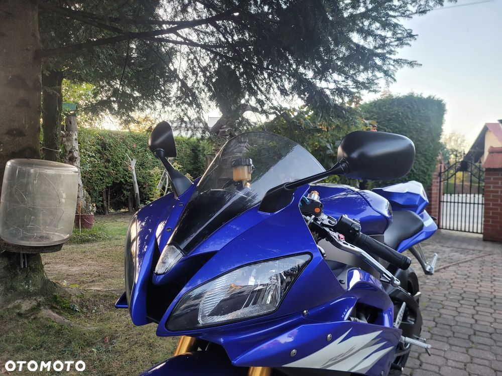 Yamaha R6 - 22