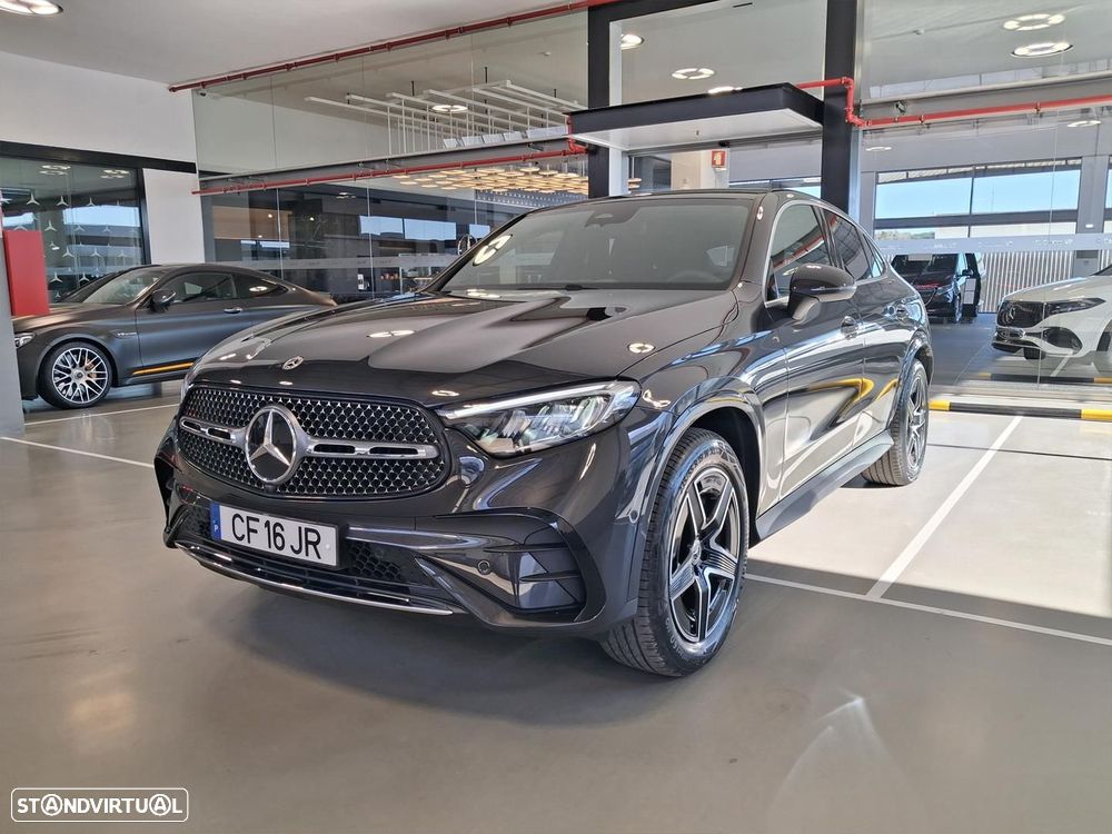 Mercedes-Benz GLC 300 e Coupe 4Matic - 2