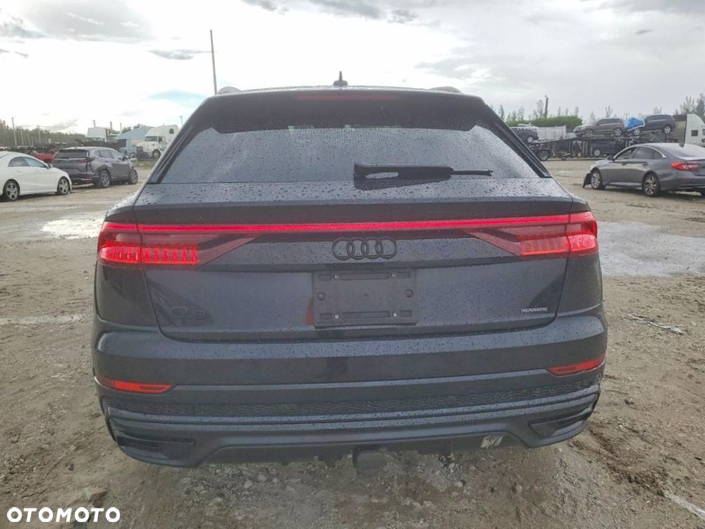 Audi Q8 - 6