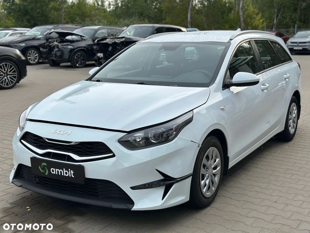 Kia Ceed - 3