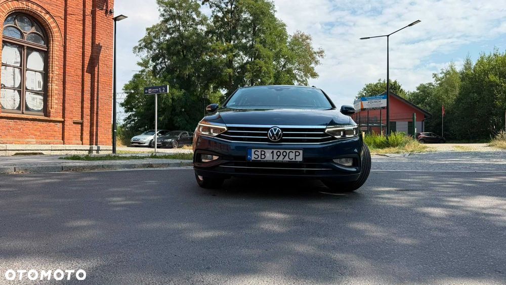 Volkswagen Passat - 3