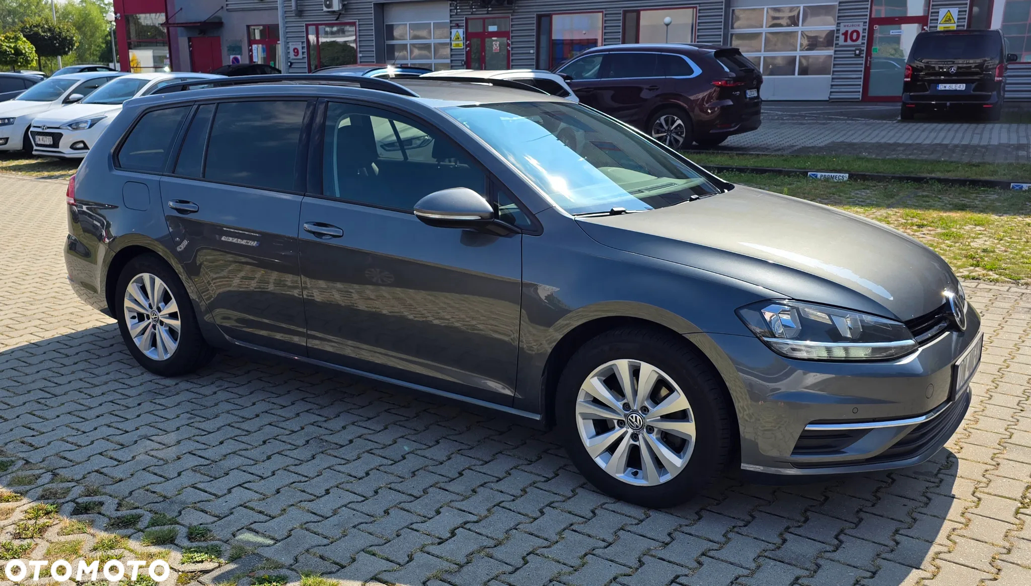 Volkswagen Golf VII 1.6 TDI BMT Comfortline - 4