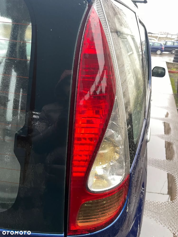 LAMPA PRAWY LEWA TYL TOYOTA YARIS VERSO I LIFT - 3