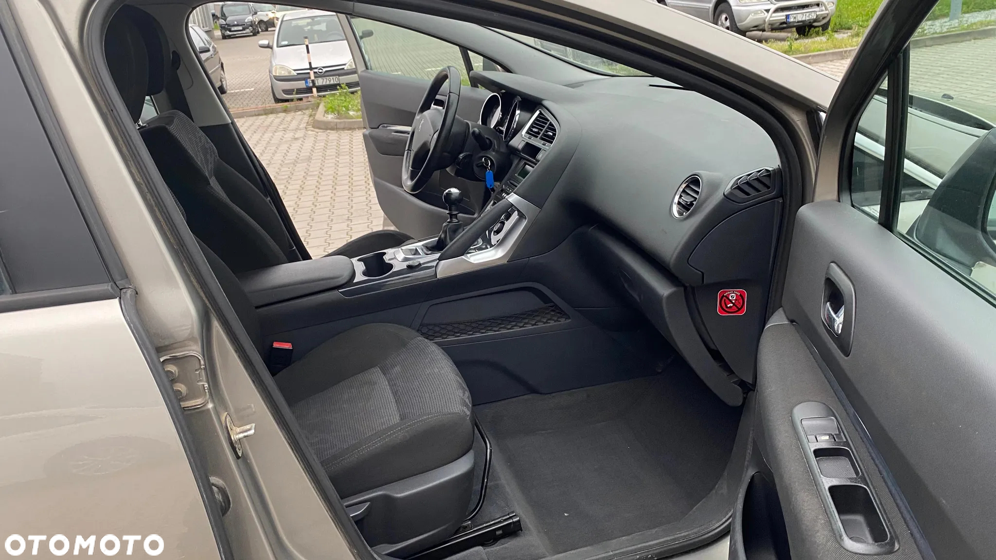 Peugeot 3008 1.6 HDi Trendy - 8