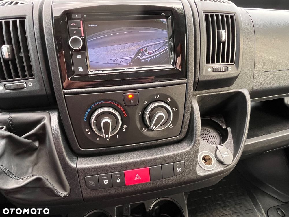 Peugeot Boxer Bravia Swan 599 Edition 2.0 163 KM - 28