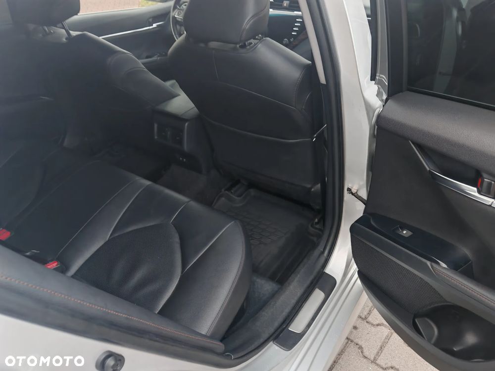 Toyota Camry 2.5 Hybrid Prestige CVT - 16