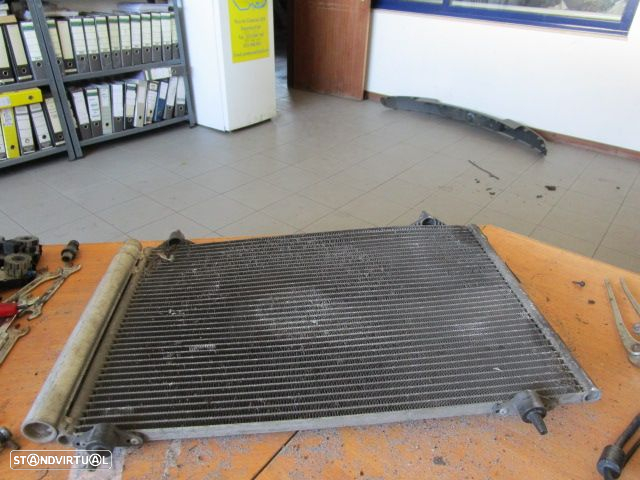 Radiador AC 09110968MZK18 PEUGEOT 307 2006 USADO - 3