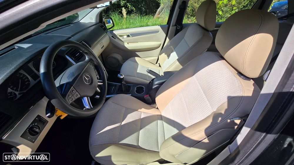 Mercedes-Benz B 180 CDI DPF SPORT EDITION - 17