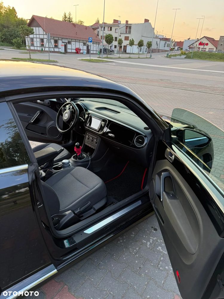 Volkswagen Beetle 1.6 TDI - 12