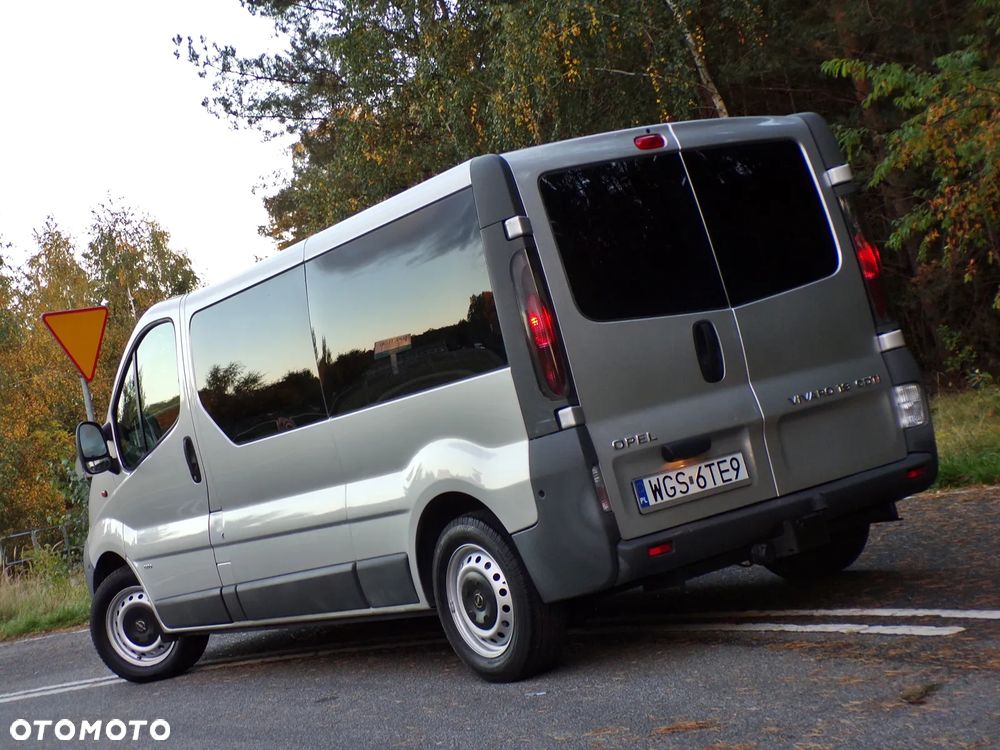 Opel Vivaro 2005 photo 2