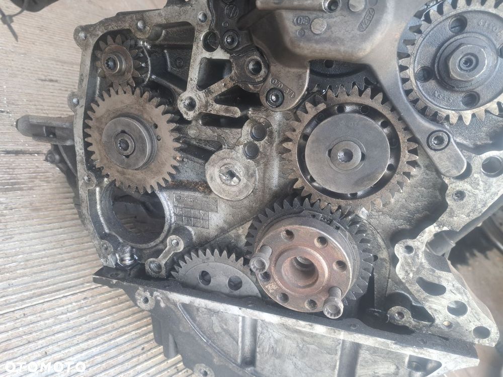 Sprzedam silnik Volkswagen T5 2.5 TDI - 2