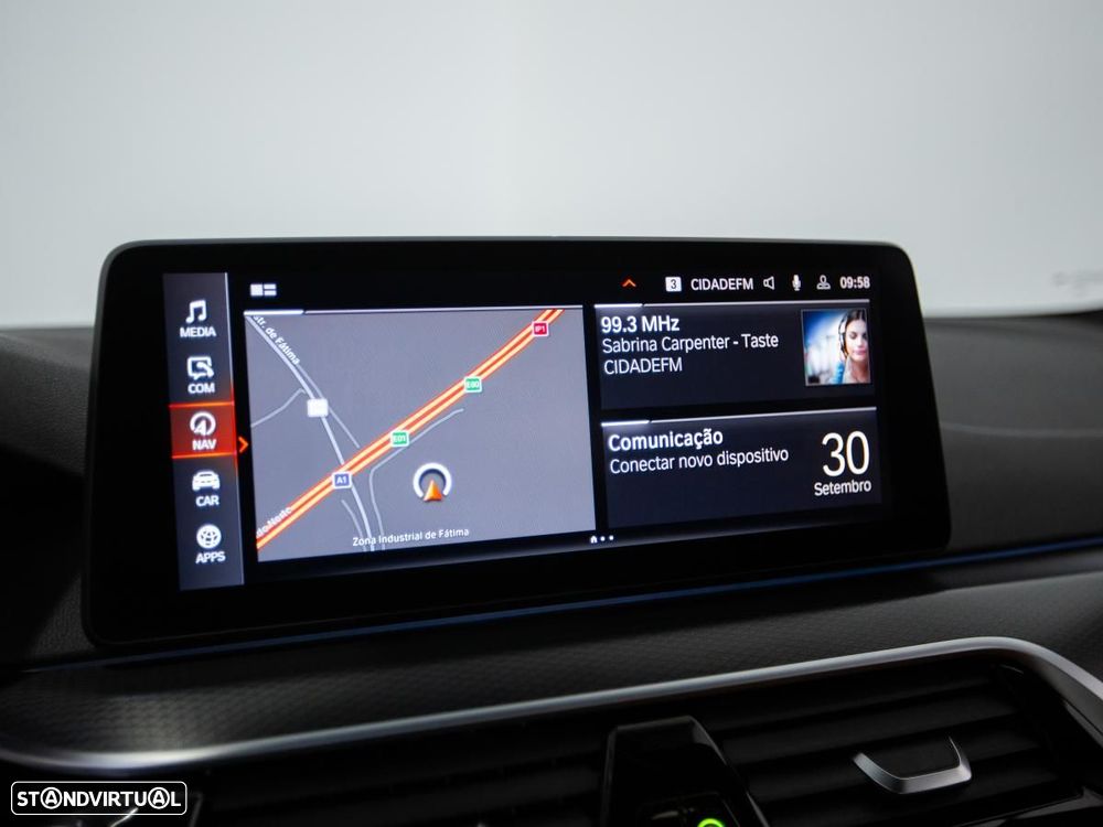 BMW 530 e Pack 50 anos M - 26