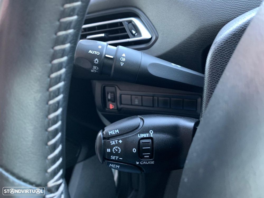 Peugeot 308 1.5 BlueHDi Business Line - 14