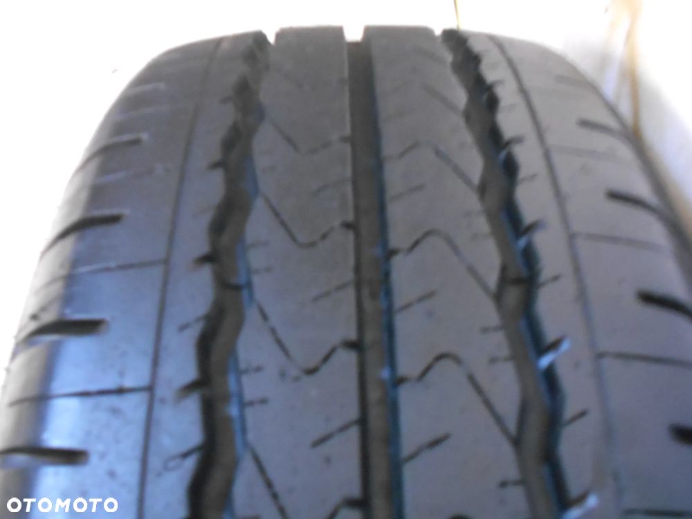 OPONA POJEDYNKA 215/70R15C LINGLONG GREEN - MAX VAN DOT 0222 11MM - 2