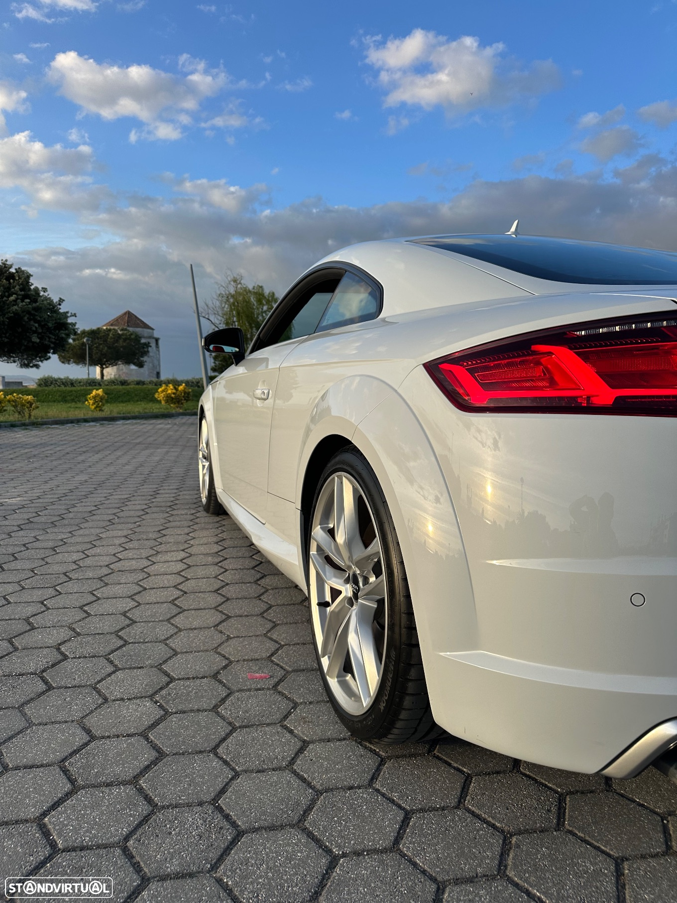 Audi TTS Coupé 2.0 TFSi quattro S Tronic - 11