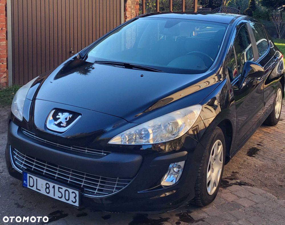 Peugeot 308 - 1
