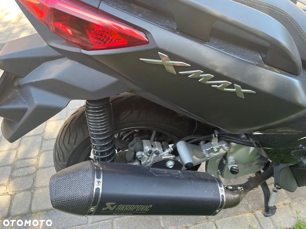 Yamaha X-max - 10