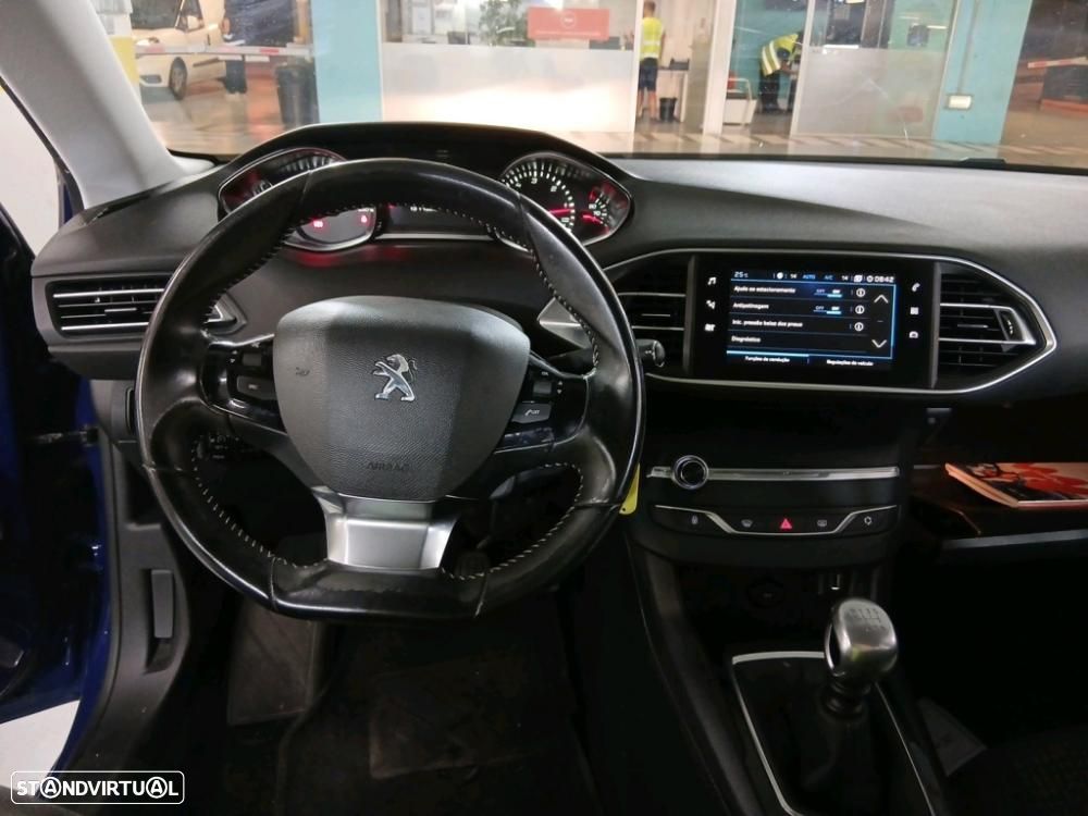 Peugeot 308 1.5 BlueHDi Style - 6