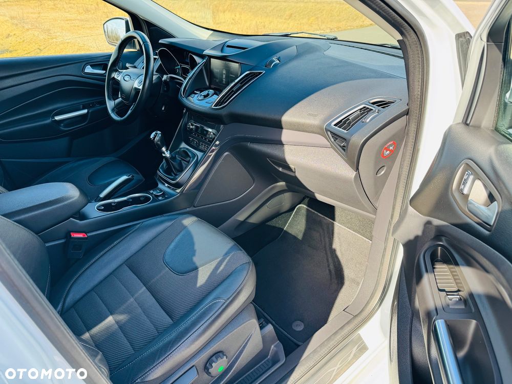 Ford Kuga 1.5 EcoBoost 2x4 Individual - 20