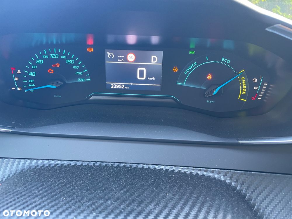 Peugeot 2008 PureTech mHEV Active e-DCS6 - 22