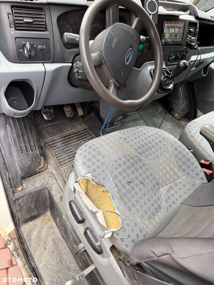 Ford Transit - 7