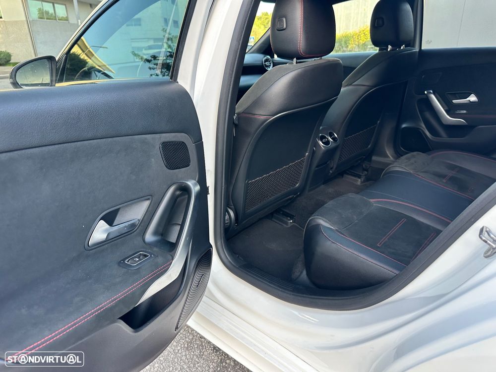 Mercedes-Benz A 180 Limousine d 7G-DCT AMG Line - 35