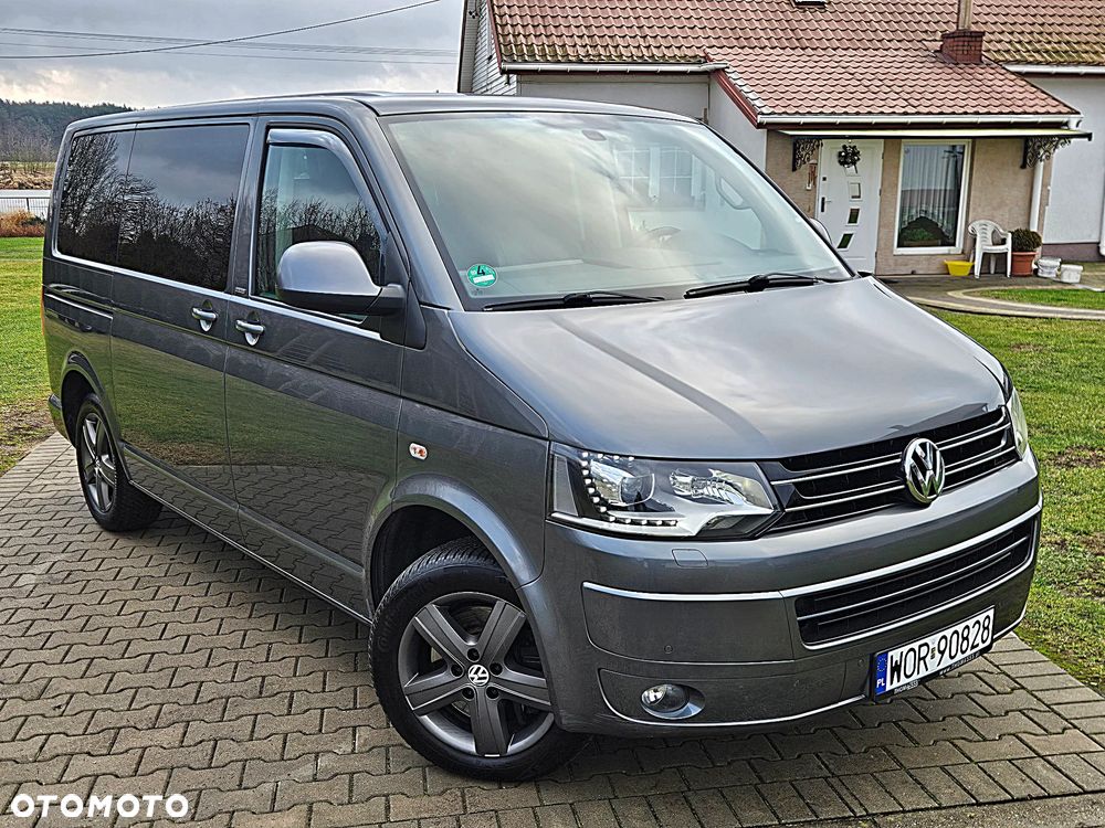 Volkswagen Multivan - 12