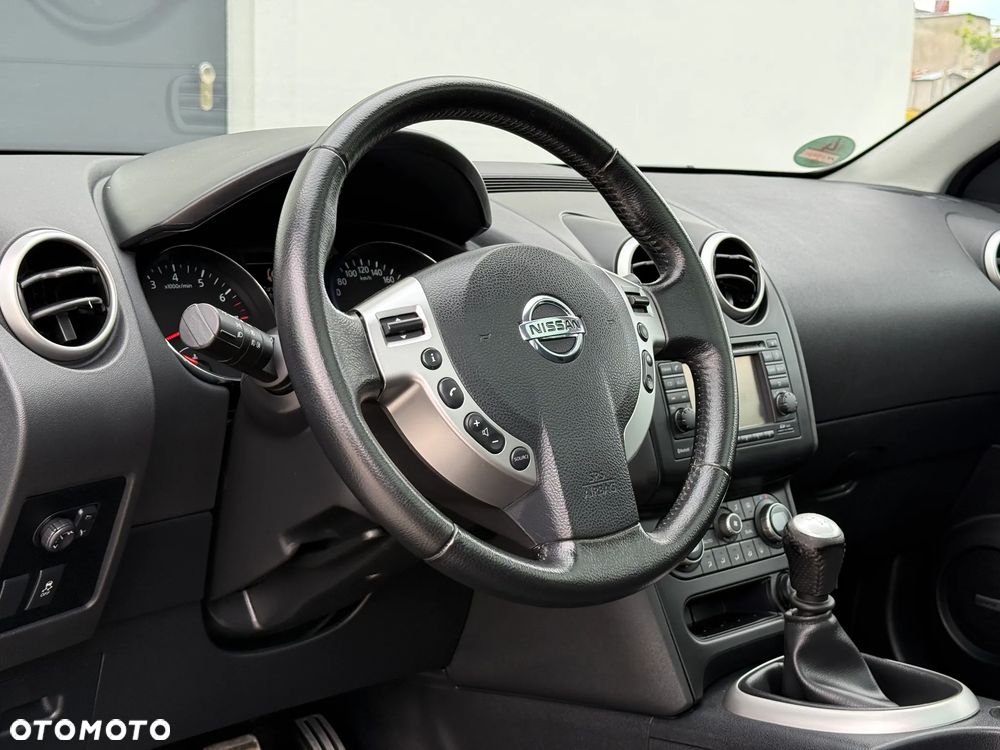 Nissan Qashqai - 23
