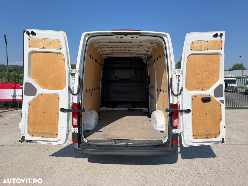 Volkswagen Crafter L3H2 - 11