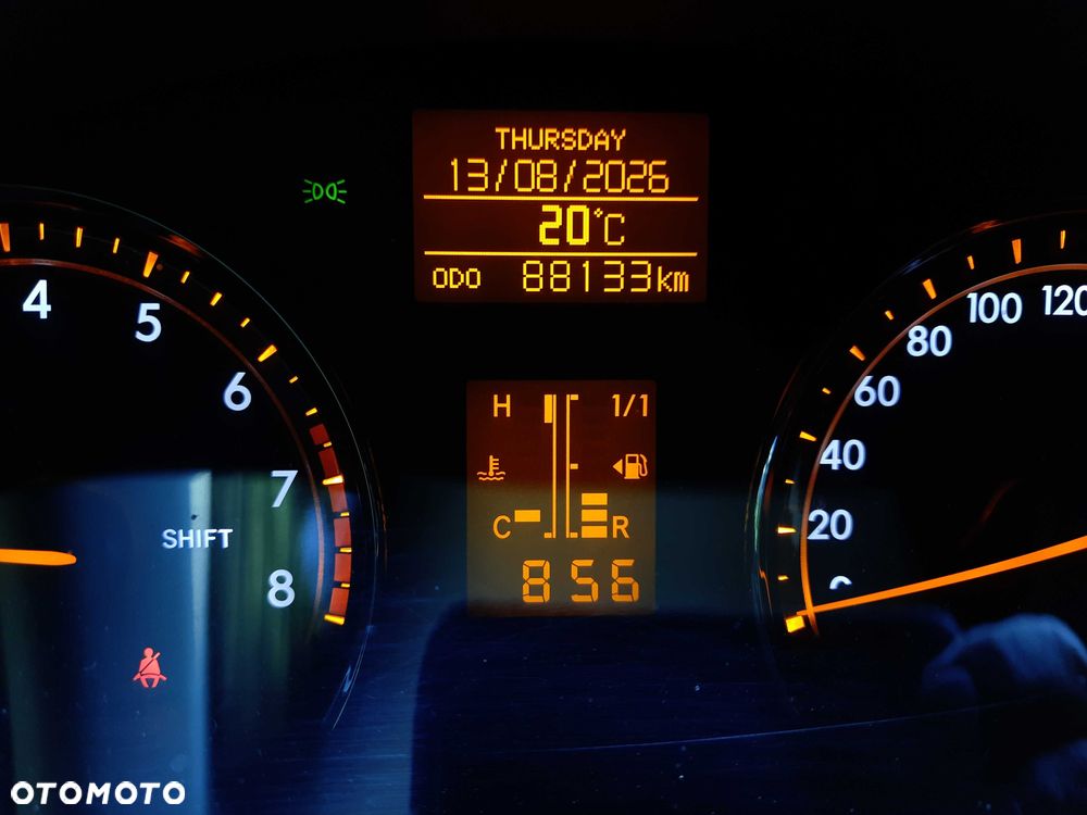 Toyota Avensis - 4