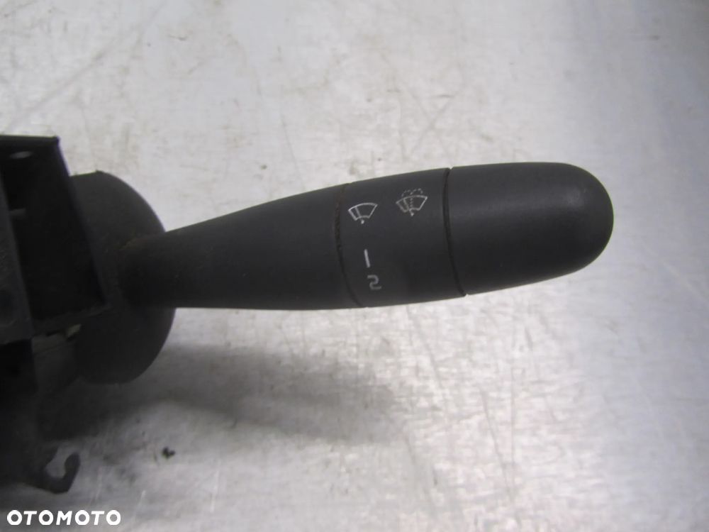 Przełącznik Zespolony Pod Kierownicę 8200199516 Renault Mascott - 3